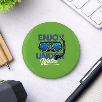 Pin Buttons Quetos “Enjoy Under Water” Size 58mm